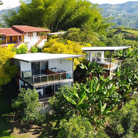 Hotel Campestre Alto Lindo En Guatapé Kültér fotó